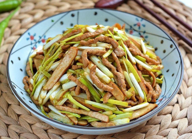 Loại rau này rất bổ, ăn 1 lạng hơn ăn 10 cân kỷ tử - Hình 6 Loai rau nay rat bo, an 1 lang hon an 10 can ky tu-Hinh-6