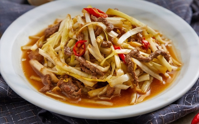 Loại rau này rất bổ, ăn 1 lạng hơn ăn 10 cân kỷ tử - Hình 5 Loai rau nay rat bo, an 1 lang hon an 10 can ky tu-Hinh-5