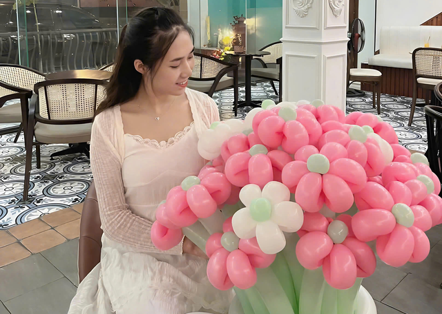 Ký ức kinh hoàng của cô gái bị chồng tưới xăng đốt - Hình 3 Ky uc kinh hoang cua co gai bi chong tuoi xang dot-Hinh-3