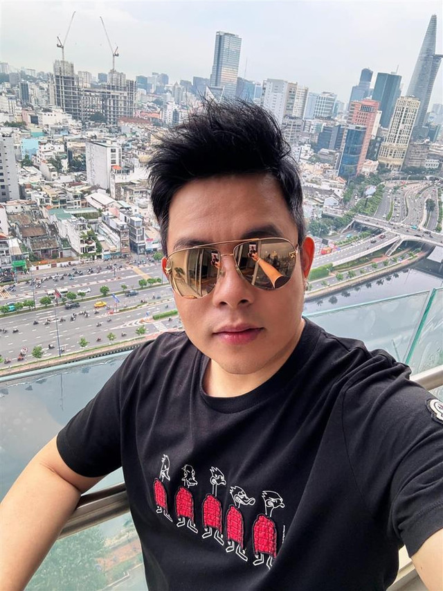 Quang Lê từng bị bầu show kiện, mất gần nửa tỷ - Hình 2 Quang Le tung bi bau show kien, mat gan nua ty-Hinh-2