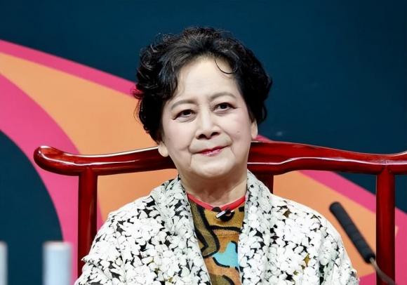 Cuộc sống của diễn viên đóng Quan Âm Bồ Tát "Tây Du Ký" - Hình 6 Cuoc song cua dien vien dong Quan Am Bo Tat
