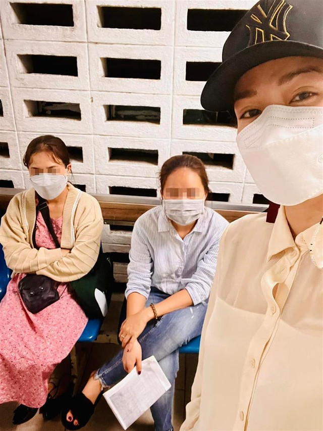 Nhật Kim Anh nhận tin xấu, phải vào viện ngay trong Tết - Hình 3 Nhat Kim Anh nhan tin xau, phai vao vien ngay trong Tet-Hinh-3
