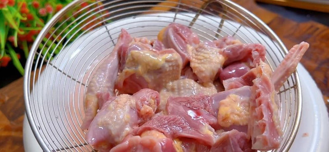 Loại thịt dinh dưỡng gấp 10 lần thịt gà, giúp tăng cường sinh lực - Hình 4 Loai thit dinh duong gap 10 lan thit ga, giup tang cuong sinh luc-Hinh-4
