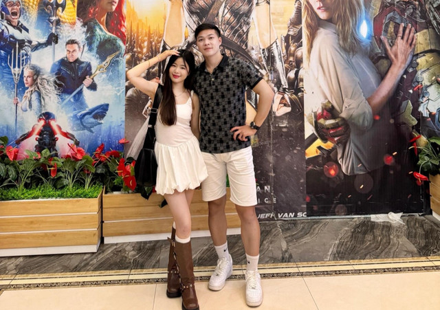 Yêu qua mạng 4 năm, cặp đôi vừa gặp đã làm lễ dạm ngõ - Hình 2 Yeu qua mang 4 nam, cap doi vua gap da lam le dam ngo-Hinh-2