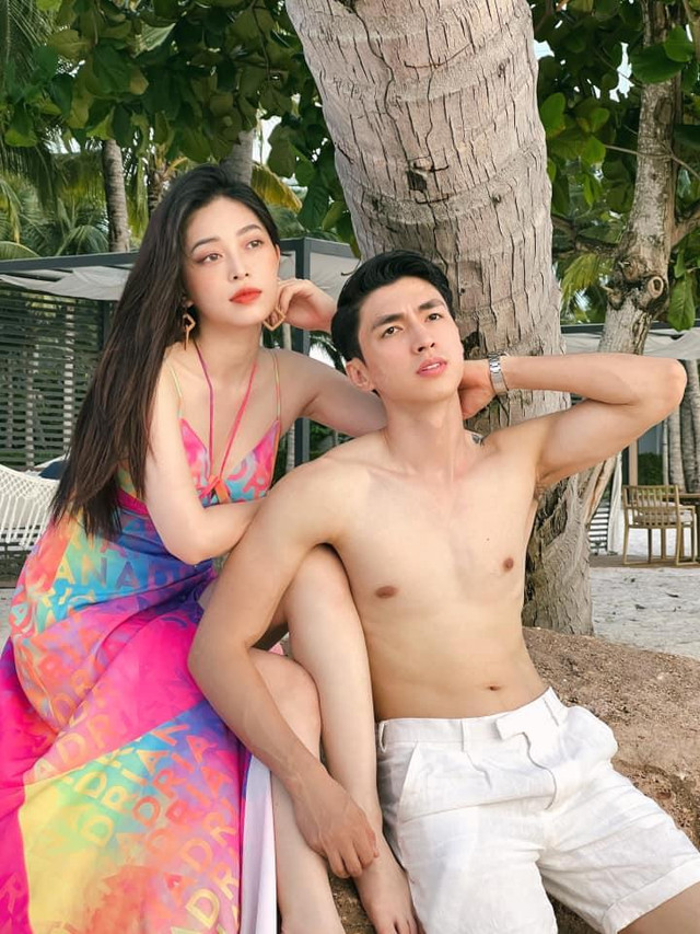 Sốc visual Bình An - Bùi Phương Nga khi cùng tăng cân Soc visual Binh An - Bui Phuong Nga khi cung tang can