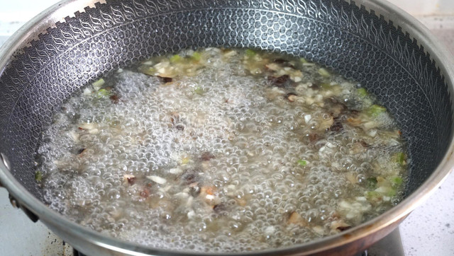 Loại rau càng ăn nhiều mắt càng sáng, làm món gì cũng ngon - Hình 6 Loai rau cang an nhieu mat cang sang, lam mon gi cung ngon-Hinh-6