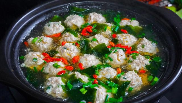 Loại rau có canxi gấp 10 lần sữa, kẽm gấp 3 lần thịt bò - Hình 3 Loai rau co canxi gap 10 lan sua, kem gap 3 lan thit bo-Hinh-3