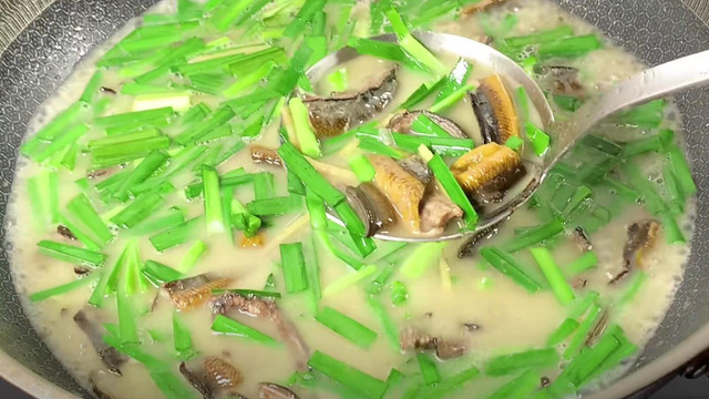 Loại thịt “tăng lực”, xào với rau “bổ dương“, nam ăn khỏe thận - Hình 10 Loai thit “tang luc”, xao voi rau “bo duong“, nam an khoe than-Hinh-10