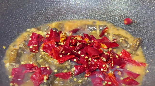 Loại thịt “tăng lực”, xào với rau “bổ dương“, nam ăn khỏe thận - Hình 19 Loai thit “tang luc”, xao voi rau “bo duong“, nam an khoe than-Hinh-19
