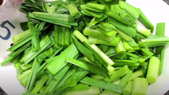 Loại thịt “tăng lực”, xào với rau “bổ dương“, nam ăn khỏe thận - Hình 4 Loai thit “tang luc”, xao voi rau “bo duong“, nam an khoe than-Hinh-4