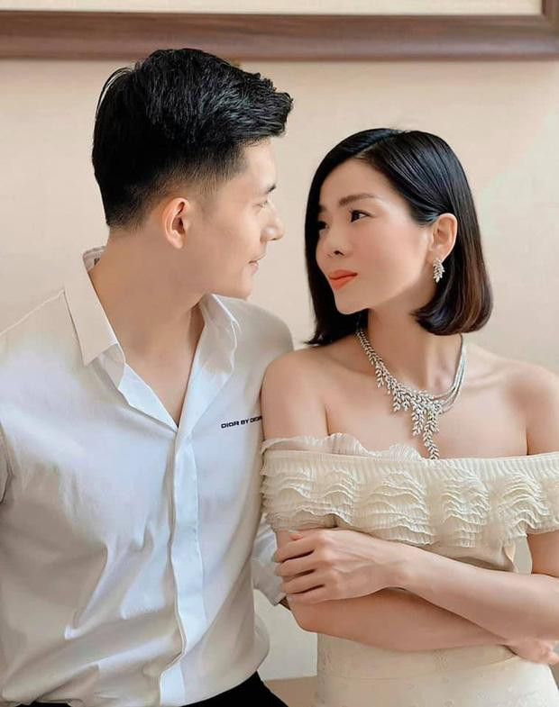 Lâm Bảo Châu viết thiệp mùi mẫn gửi Lệ Quyên, tuyên bố 3 chữ? - Hình 7 Lam Bao Chau viet thiep mui man gui Le Quyen, tuyen bo 3 chu?-Hinh-7