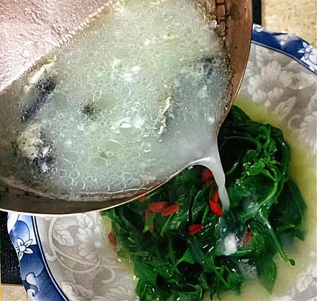 Loại rau dại xưa chả ai thèm, nay thành đặc sản, giúp giải độc - Hình 14 Loai rau dai xua cha ai them, nay thanh dac san, giup giai doc-Hinh-14