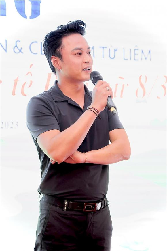Hồng Đăng thay đổi những điều này để lấy lại hình ảnh sau scandal - Hình 19 Hong Dang thay doi nhung dieu nay de lay lai hinh anh sau scandal-Hinh-19