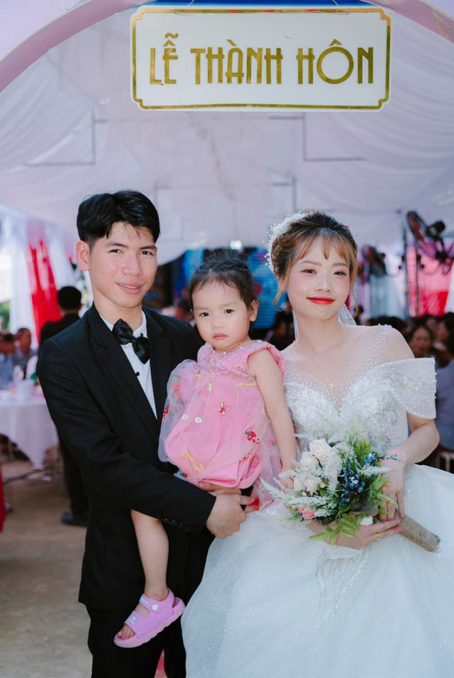 Hai anh em ruột làm rể một nhà, bối rối chuyện xưng hô Hai anh em ruot lam re mot nha, boi roi chuyen xung ho