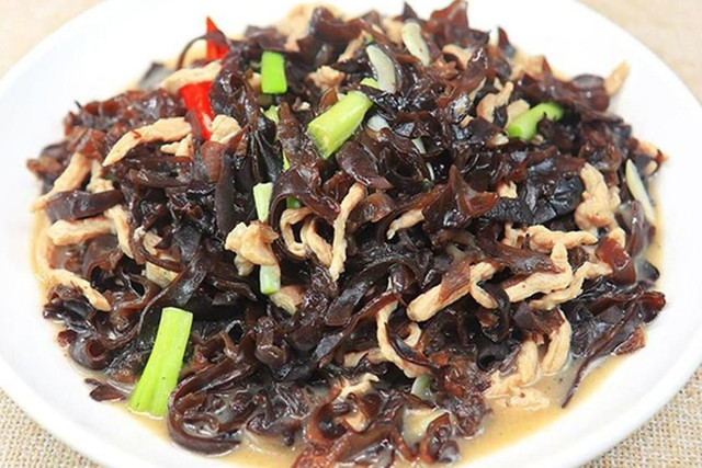 Loại rau có lượng sắt gấp 12 lần cà chua, giúp bổ máu - Hình 10 Loai rau co luong sat gap 12 lan ca chua, giup bo mau-Hinh-10