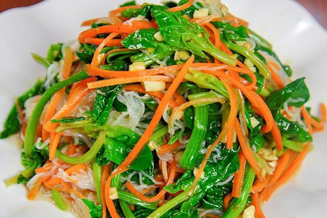 Loại rau có lượng sắt gấp 12 lần cà chua, giúp bổ máu - Hình 9 Loai rau co luong sat gap 12 lan ca chua, giup bo mau-Hinh-9