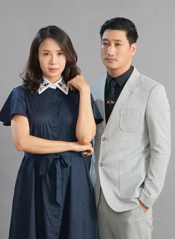Vì sao đồng nghiệp khác giới không được hôn Hồng Diễm trên phim? - Hình 3 Vi sao dong nghiep khac gioi khong duoc hon Hong Diem tren phim?-Hinh-3