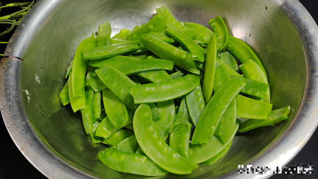 Loại rau dân dã có lượng sắt cao gấp 71 lần thịt bò - Hình 5 Loai rau dan da co luong sat cao gap 71 lan thit bo-Hinh-5