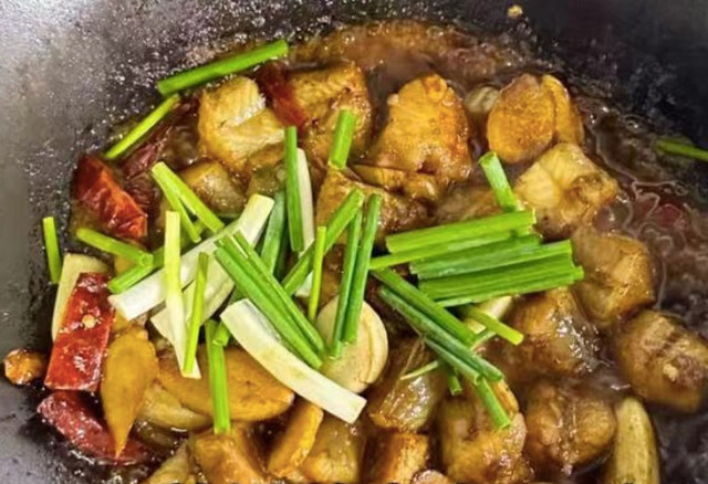 Loại cá mềm hơn đậu phụ, ít xương, nhiều thịt, giá rẻ - Hình 8 Loai ca mem hon dau phu, it xuong, nhieu thit, gia re-Hinh-8