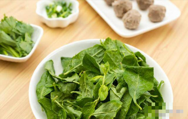 Loại rau dại ít người ăn là vị thuốc quý tốt cho gan - Hình 4 Loai rau dai it nguoi an la vi thuoc quy tot cho gan-Hinh-4