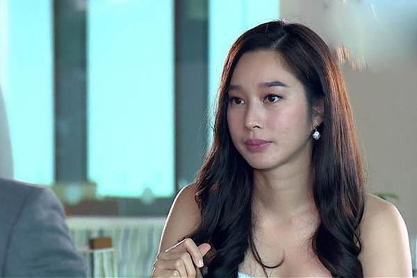 Tôi lảo đảo thấy chị chồng bế đứa trẻ "lạ mà quen" Toi lao dao thay chi chong be dua tre