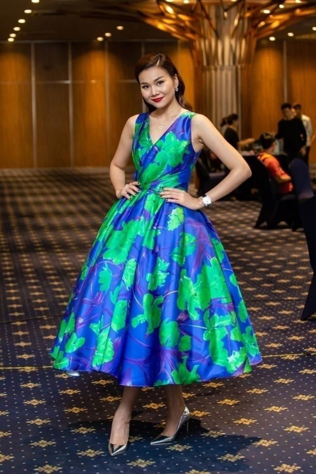Thanh Hằng đen nhẻm khi thi hoa hậu 21 năm trước, hiện tại khác xa - Hình 4 Thanh Hang den nhem khi thi hoa hau 21 nam truoc, hien tai khac xa-Hinh-4
