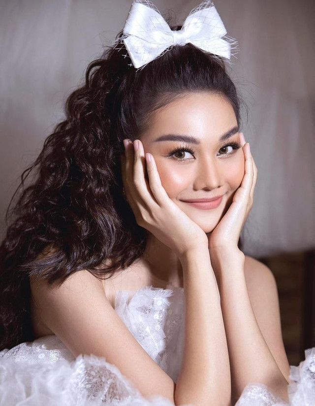 Thanh Hằng đen nhẻm khi thi hoa hậu 21 năm trước, hiện tại khác xa - Hình 6 Thanh Hang den nhem khi thi hoa hau 21 nam truoc, hien tai khac xa-Hinh-6