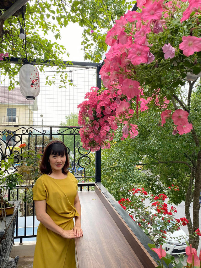 Cưới diễn viên 'đểu' nhất màn ảnh, cuộc sống Nguyệt Hằng ra sao? - Hình 8 Cuoi dien vien 'deu' nhat man anh, cuoc song Nguyet Hang ra sao?-Hinh-8