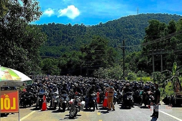 TT-Huế sẽ xử phạt người dân từ tỉnh, thành có dịch về quê tự phát - Hình 2 TT-Hue se xu phat nguoi dan tu tinh, thanh co dich ve que tu phat-Hinh-2
