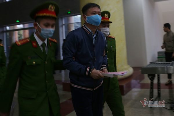 Chủ mới biệt thự Tam Đảo của Trịnh Xuân Thanh 'khóc dở mếu dở' Chu moi biet thu Tam Dao cua Trinh Xuan Thanh 'khoc do meu do'