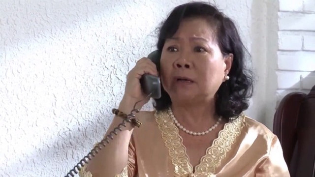 Em gái tới chơi, 1 tháng sau vợ đưa một thứ khiến mẹ tôi sốc - Hình 2 Em gai toi choi, 1 thang sau vo dua mot thu khien me toi soc-Hinh-2
