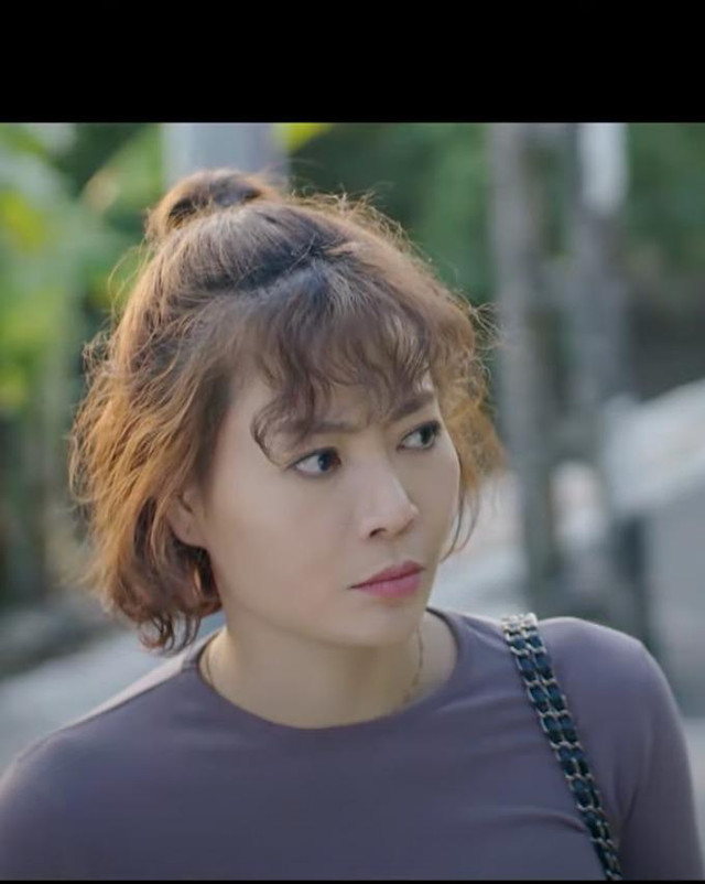 Thanh Hương phản ứng gì khi vai diễn trong phim mới bị "ném đá"? - Hình 3 Thanh Huong phan ung gi khi vai dien trong phim moi bi