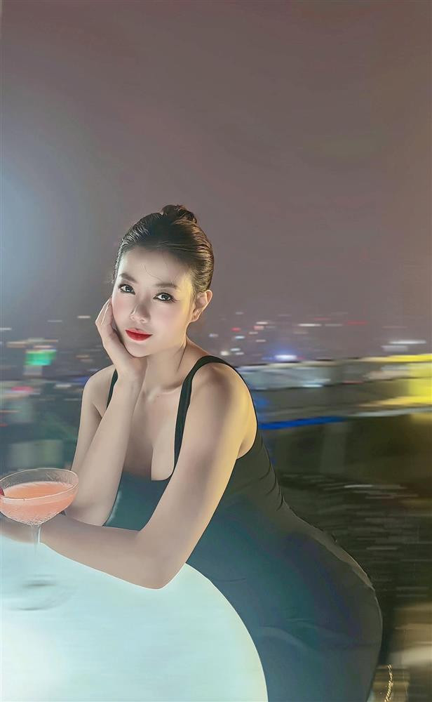 Thanh Hương phản ứng gì khi vai diễn trong phim mới bị "ném đá"? - Hình 4 Thanh Huong phan ung gi khi vai dien trong phim moi bi