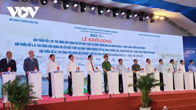 Thủ tướng phát lệnh khởi công 3 gói thầu sân bay Long Thành và Tân Sơn Nhất Thu tuong phat lenh khoi cong 3 goi thau san bay Long Thanh va Tan Son Nhat