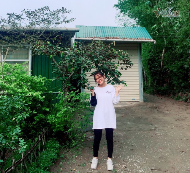 Nữ sinh Nghệ An trở thành thủ khoa sau 1 năm 'trượt đại học' - Hình 3 Nu sinh Nghe An tro thanh thu khoa sau 1 nam 'truot dai hoc'-Hinh-3