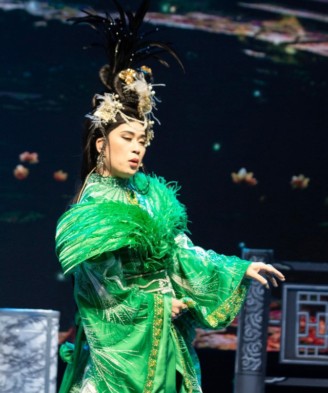 Cát-sê của Hoài Linh bao nhiêu? - Hình 2 Cat-se cua Hoai Linh bao nhieu?-Hinh-2