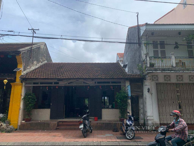 Quán bún bò tuổi đời 70 năm, ngày bán 300 bát, 9h đã hết - Hình 8 Quan bun bo tuoi doi 70 nam, ngay ban 300 bat, 9h da het-Hinh-8
