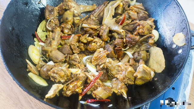 Loại thịt hương vị tuyệt phẩm, ăn đứt các loại gia cầm khác - Hình 5 Loai thit huong vi tuyet pham, an dut cac loai gia cam khac-Hinh-5