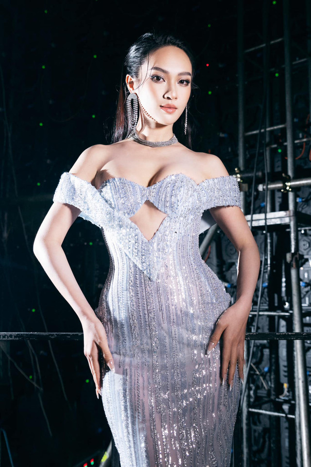 Vũ Thúy Quỳnh: Mỹ nhân “đáng gờm” tại Miss Universe Vietnam 2024 - Hình 3 Vu Thuy Quynh: My nhan “dang gom” tai Miss Universe Vietnam 2024-Hinh-3