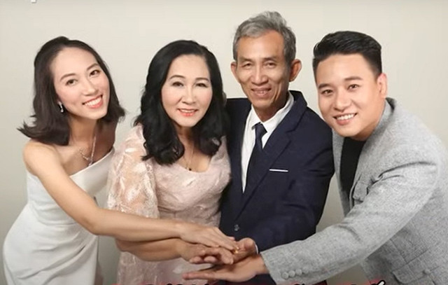 Chàng trai cưới vợ hơn tuổi có 2 con riêng, được mẹ vợ thương Chang trai cuoi vo hon tuoi co 2 con rieng, duoc me vo thuong
