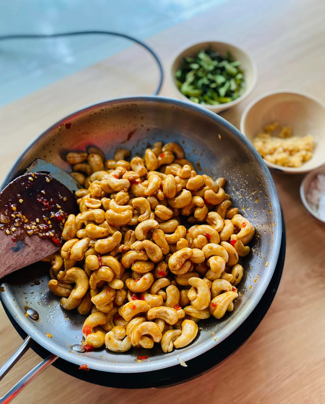 Loại hạt giàu dinh dưỡng, tốt cho tim mạch, ăn ngon đón Tết - Hình 6 Loai hat giau dinh duong, tot cho tim mach, an ngon don Tet-Hinh-6
