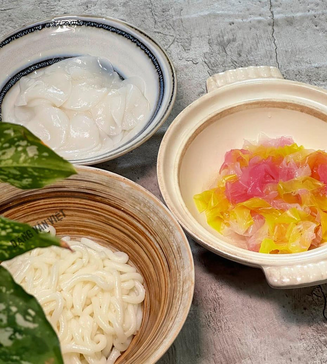 Cách làm món bánh canh từ phồng tôm thơm ngon, mới mẻ - Hình 15 Cach lam mon banh canh tu phong tom thom ngon, moi me-Hinh-15