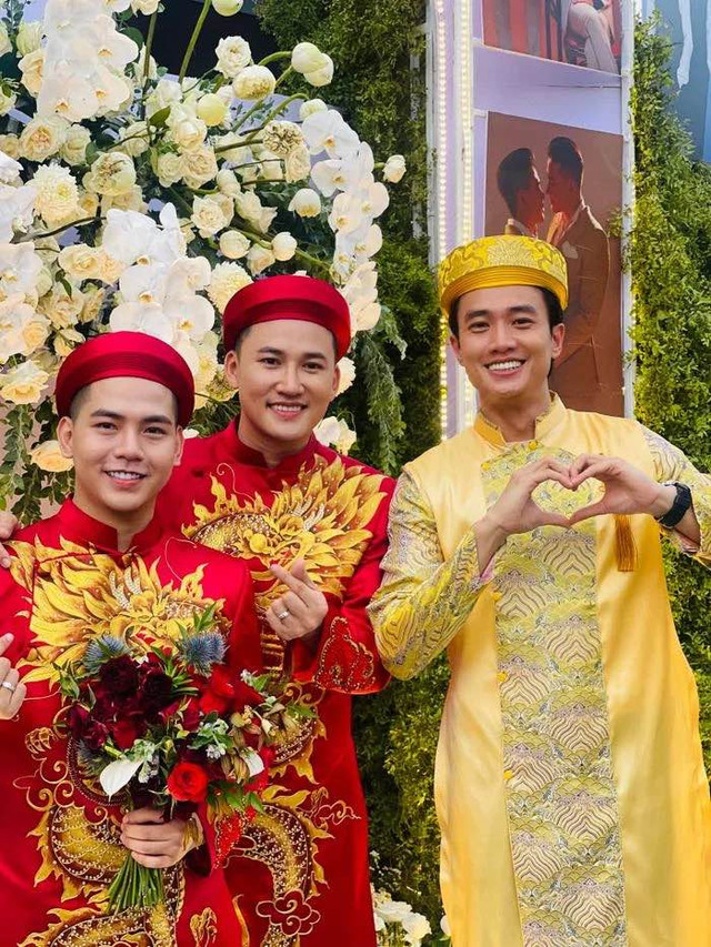 Quốc Trường mừng đám cưới Thanh Đoàn mấy cây vàng? - Hình 3 Quoc Truong mung dam cuoi Thanh Doan may cay vang?-Hinh-3