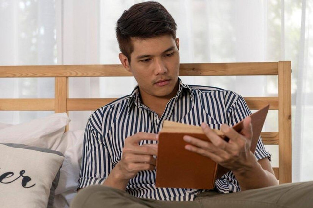 Vợ mất 3 năm, chồng bật khóc khi đọc nhật ký Vo mat 3 nam, chong bat khoc khi doc nhat ky