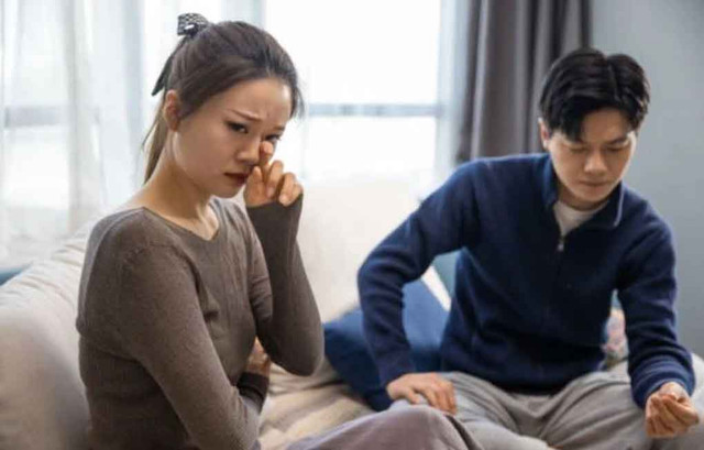 Sau niềm vui đêm tân hôn, tôi khổ sở vì bí mật của chồng Sau niem vui dem tan hon, toi kho so vi bi mat cua chong