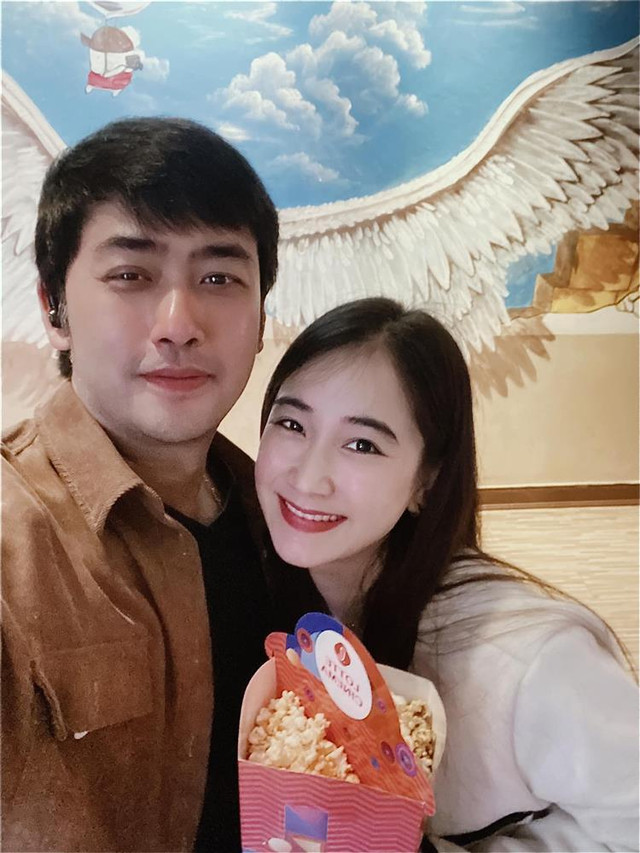 Cuộc sống bên vợ kém tuổi của diễn viên 17 năm đóng công an - Hình 4 Cuoc song ben vo kem tuoi cua dien vien 17 nam dong cong an-Hinh-4