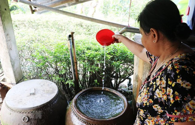 Cách làm sạch nguồn nước sinh hoạt sau bão Yagi Cach lam sach nguon nuoc sinh hoat sau bao Yagi