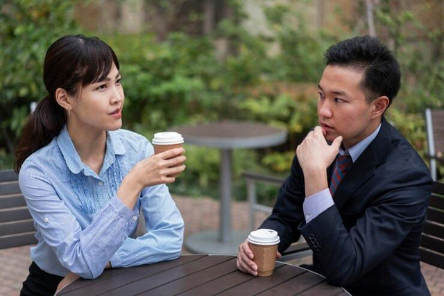 Nghe vợ cũ có tình mới, tôi tức giận tới hỏi nhưng bẽ bàng Nghe vo cu co tinh moi, toi tuc gian toi hoi nhung be bang