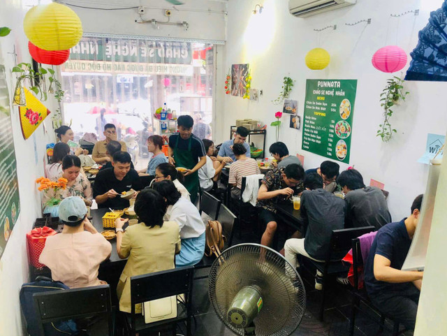 Độc đáo món cháo phải ăn bằng đũa, hương vị thơm ngon - Hình 7 Doc dao mon chao phai an bang dua, huong vi thom ngon-Hinh-7