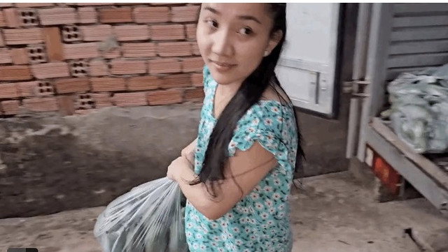 Lê Dương Bảo Lâm gây tranh cãi vì mải quay clip “dìm hàng” vợ - Hình 3 Le Duong Bao Lam gay tranh cai vi mai quay clip “dim hang” vo-Hinh-3